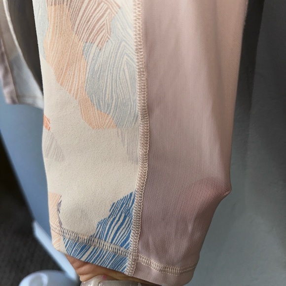 Fabletics On-The-Go PowerHold High Waisted Leggings - Picture 5 of 10